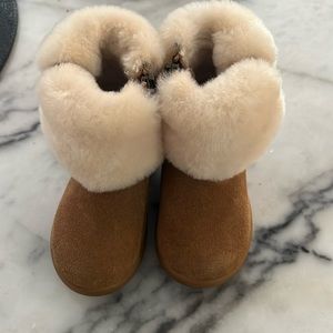 Never been worn tan toddler uggs